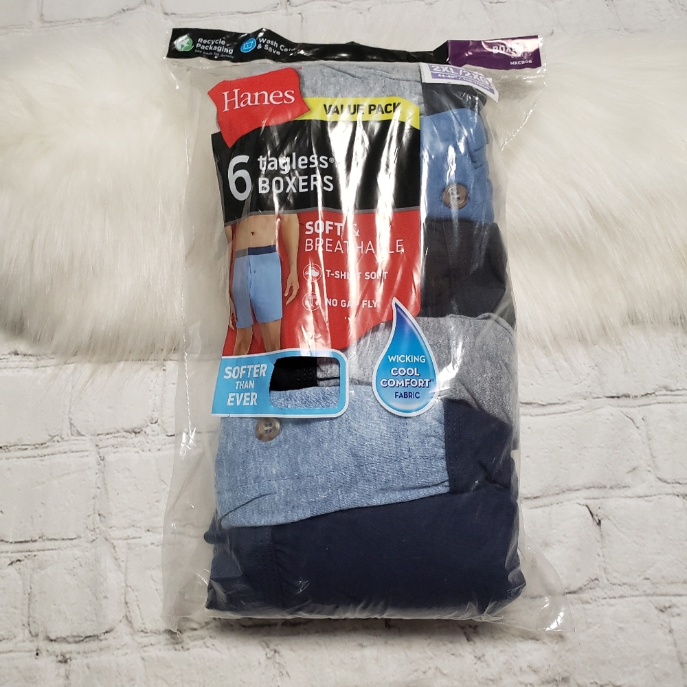 Hanes Men's plus size tagless boxers.